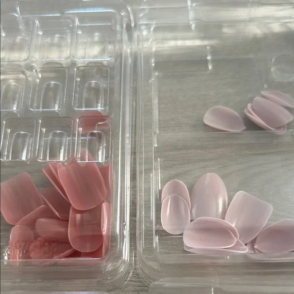 Kiss Brand - Bundle of Press on Nails - Mixed sizes/colors (not full sets) - Picture 8 of 10